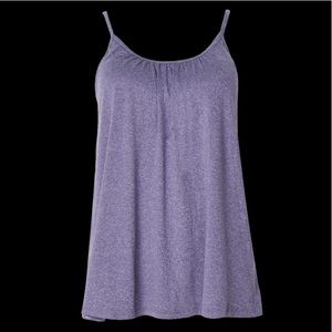 ✨NWT✨👀❄️32 Degrees❄️ Camisole with Built in Bra🌟